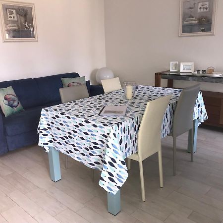 Residenza Le Logge Aparthotel Torri Del Benaco Eksteriør bilde