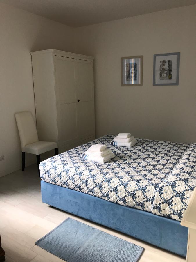 Residenza Le Logge Aparthotel Torri Del Benaco Eksteriør bilde